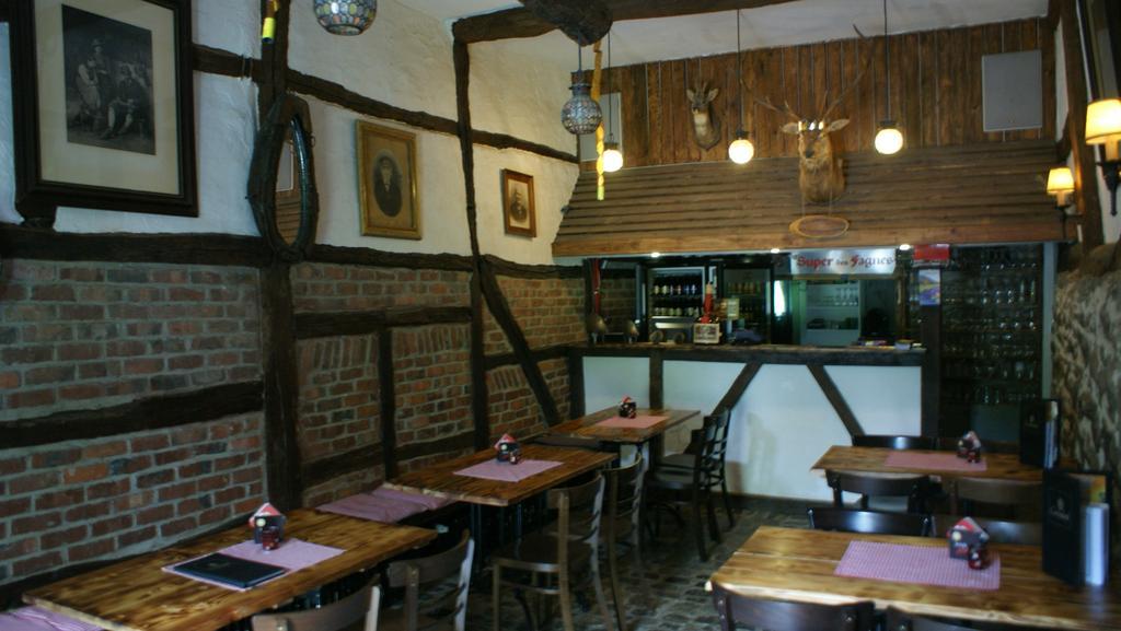 B&B Le Secret Du Bois Bourseigne-Vieille Exteriör bild